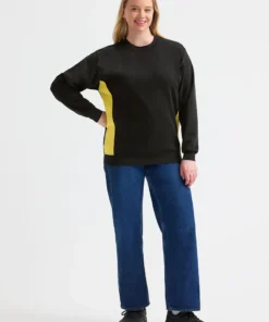 Alternative view of Uneek Two Tone Crew New Sweatshirt