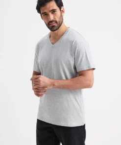 Uneek Classic V Neck T-shirt