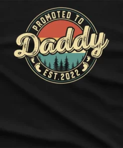 Promoted to Daddy Est 2022 T-Shirt