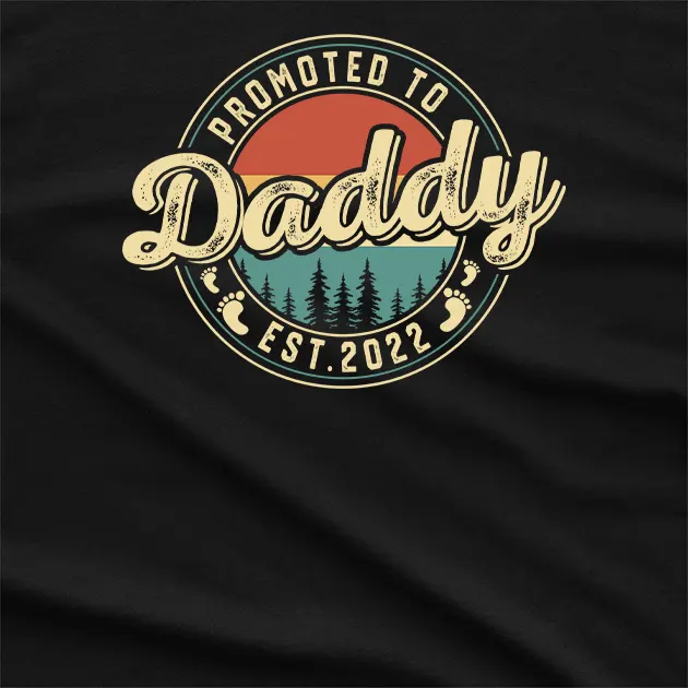 Promoted to Daddy Est 2022 T-Shirt