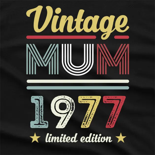 Personalised Vintage Mom United Edition T-Shirt