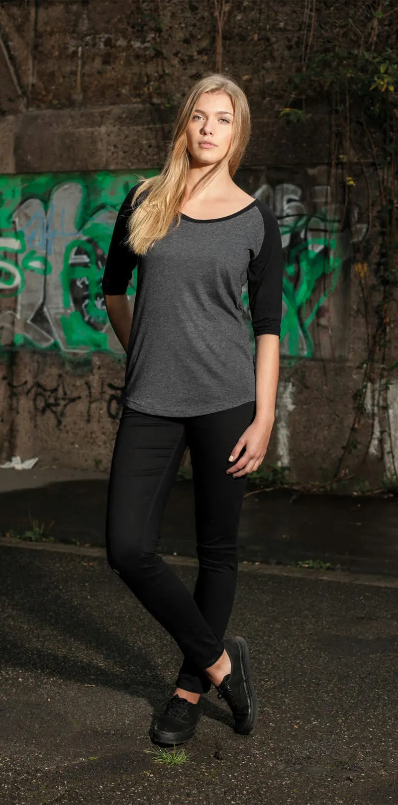 Build Your Brand Womens ¾ Contrast Raglan Tee