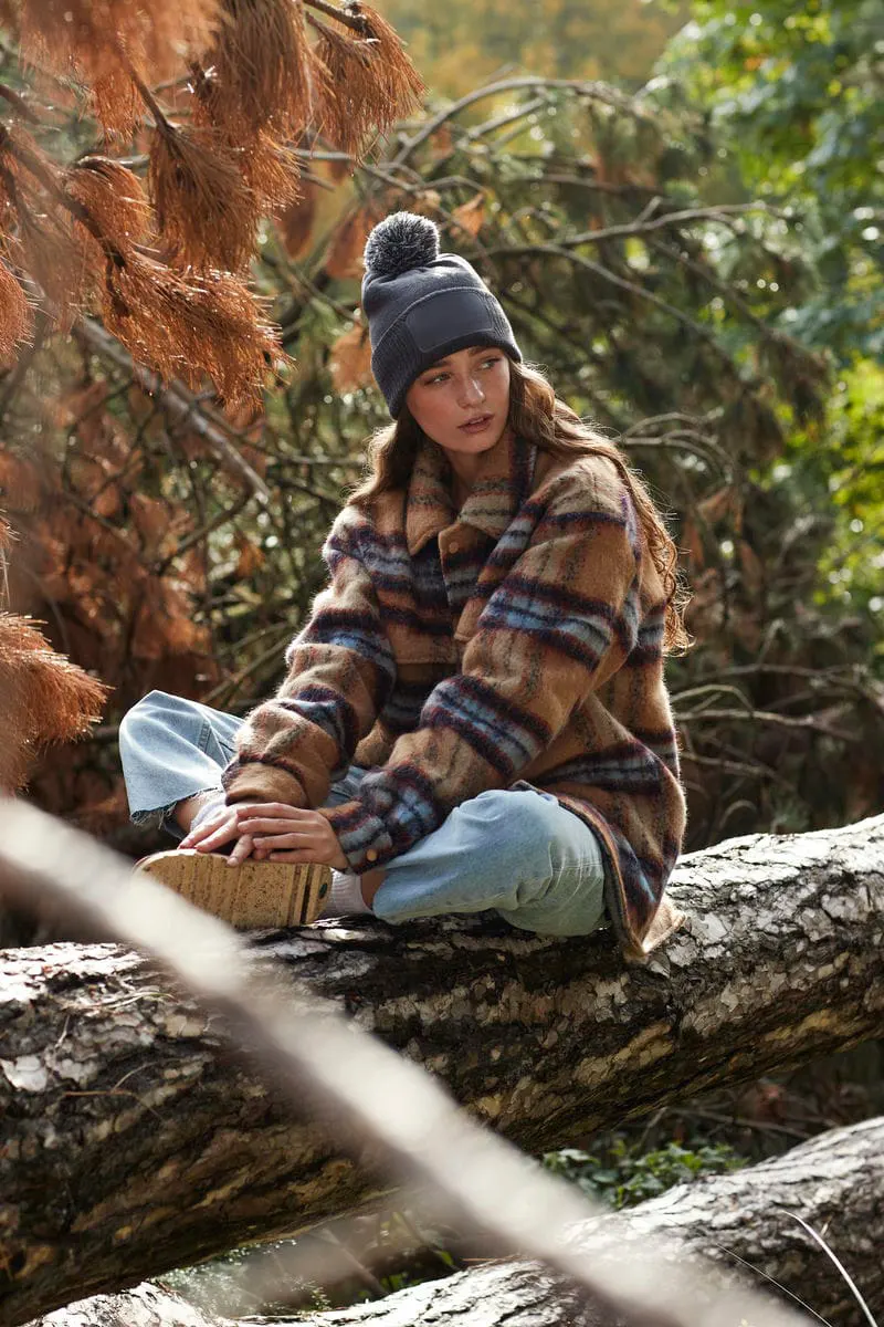 Beechfield Snowstar Patch Beanie