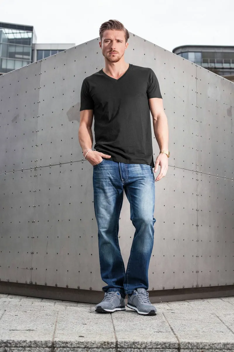 Build Your Brand Mens Light T Shirt V Neck