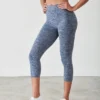 Tombo Womens Seamless Cropped Leggings